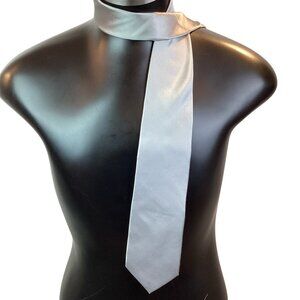 Bruno Piattelli 100% Silk Handmade Silver Tie Classic Mens Neckwear NWT
